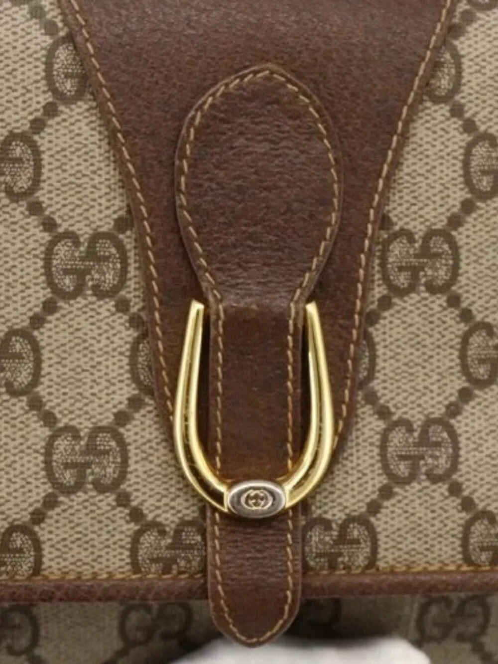 GUCCI GG Supreme Shoulder Bag PVC Beige Gold Auth ka3509